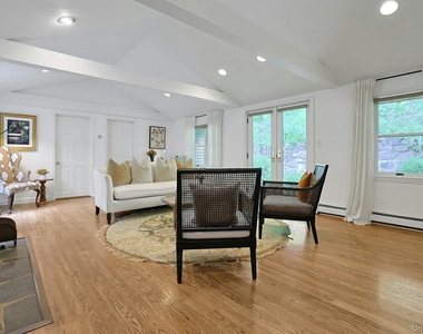 46 Gallows Hill Road - Photo Thumbnail 10