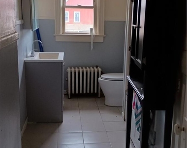 10 Church Avenue - Photo Thumbnail 2