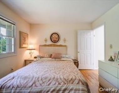 10 Evergreen Court - Photo Thumbnail 19