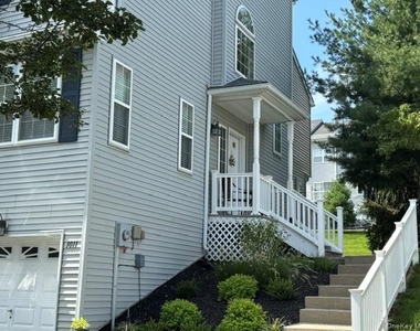 1011 Ethan Allen Drive - Photo Thumbnail 4