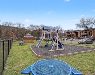 13 Darian Court - Photo Thumbnail 15