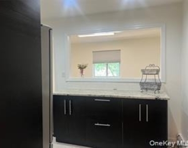 13 Darian Court - Photo Thumbnail 3