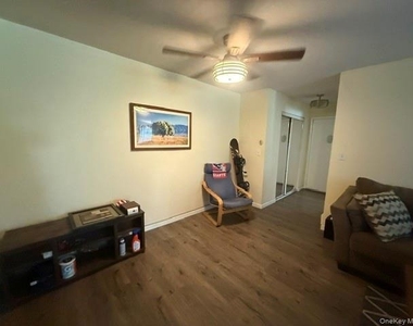 21 Village Park Drive - Photo Thumbnail 11