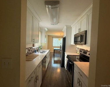 21 Village Park Drive - Photo Thumbnail 4