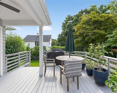 25 Soundview Avenue - Photo Thumbnail 22