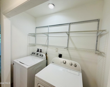 3335 Ralph Street - Photo Thumbnail 6