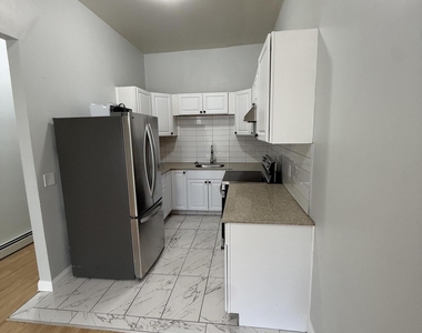 13 Delaware Street - Photo Thumbnail 3