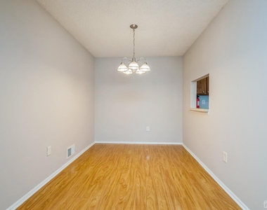 15 Feiler Court - Photo Thumbnail 8