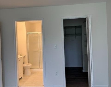 27 Dennis Court - Photo Thumbnail 6