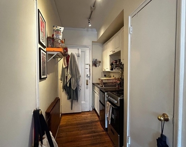 364 W 19th Street - Photo Thumbnail 6