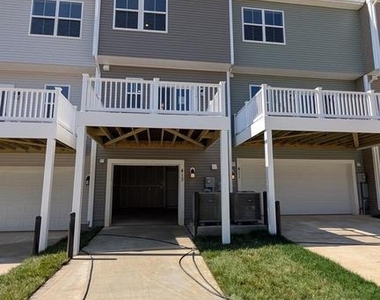 413 Silver Birch Dr - Photo Thumbnail 43