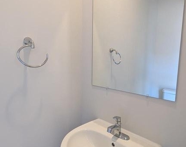 413 Silver Birch Dr - Photo Thumbnail 16