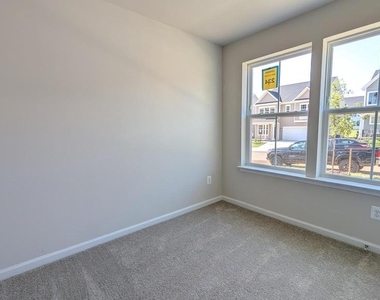 413 Silver Birch Dr - Photo Thumbnail 31