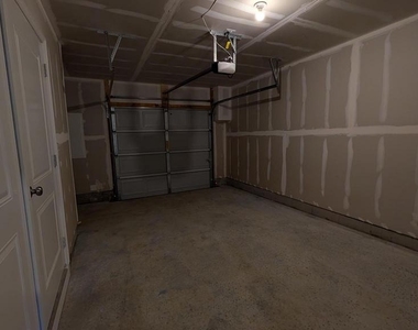 413 Silver Birch Dr - Photo Thumbnail 34
