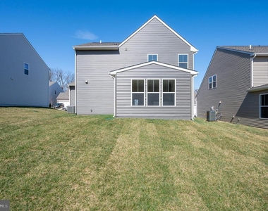 164 National Street - Photo Thumbnail 12