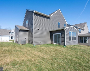 164 National Street - Photo Thumbnail 9