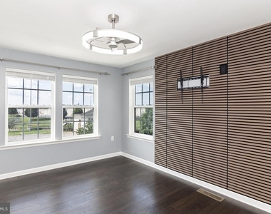 577 Thumper Drive - Photo Thumbnail 9
