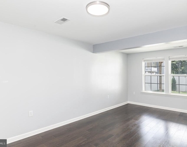 577 Thumper Drive - Photo Thumbnail 16