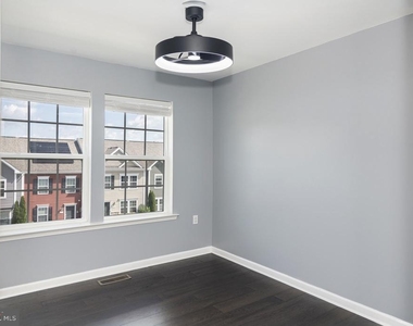 577 Thumper Drive - Photo Thumbnail 14