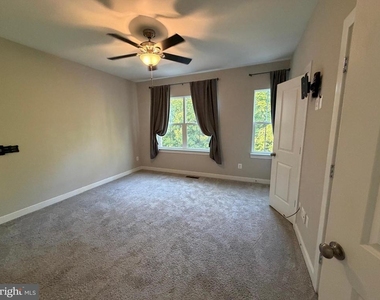 803 Woodstream Boulevard - Photo Thumbnail 14