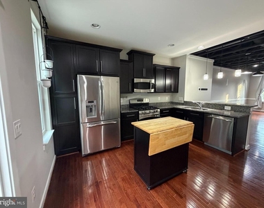 803 Woodstream Boulevard - Photo Thumbnail 5