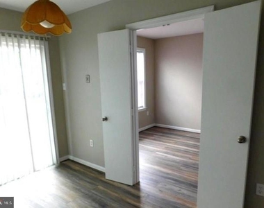 100 Mayfair Place - Photo Thumbnail 6