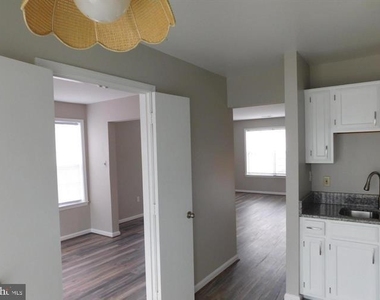 100 Mayfair Place - Photo Thumbnail 5