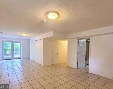 10 Lockwood Drive - Photo Thumbnail 32