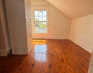 285 Warrenton Road - Photo Thumbnail 10