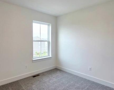 4912 Jackson Village Parkway - Photo Thumbnail 18