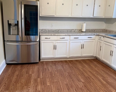 205 Wilcox Street - Photo Thumbnail 3