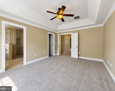 2261 Potomac Club Parkway - Photo Thumbnail 13
