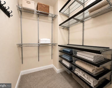 2261 Potomac Club Parkway - Photo Thumbnail 17