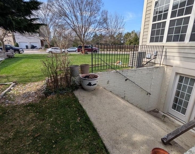 6721 Sycamore Park Drive - Photo Thumbnail 16