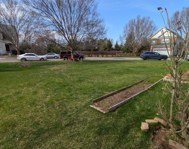 6721 Sycamore Park Drive - Photo Thumbnail 18