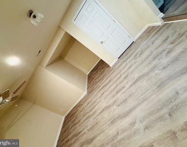 2893 Myrtlewood Drive - Photo Thumbnail 5
