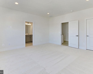 6872 Karter Robinson Drive - Photo Thumbnail 28