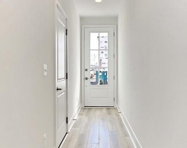 6872 Karter Robinson Drive - Photo Thumbnail 5