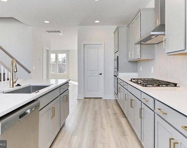 6872 Karter Robinson Drive - Photo Thumbnail 16