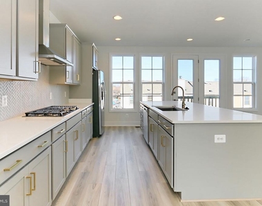 6872 Karter Robinson Drive - Photo Thumbnail 14