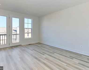 6872 Karter Robinson Drive - Photo Thumbnail 20