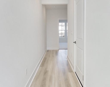 6872 Karter Robinson Drive - Photo Thumbnail 4