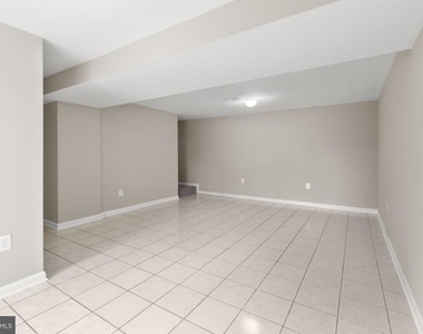 5685 Saffron Lane - Photo Thumbnail 26