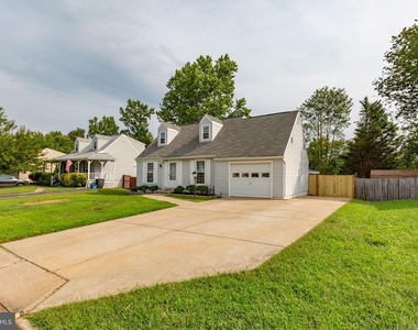 5685 Saffron Lane - Photo Thumbnail 38