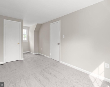 5685 Saffron Lane - Photo Thumbnail 22