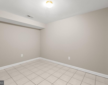 5685 Saffron Lane - Photo Thumbnail 30