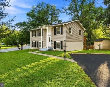 4656 Evansdale Road - Photo Thumbnail 1