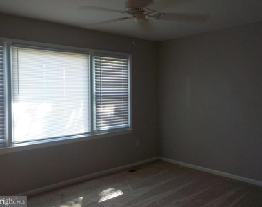 3000 Arkendale Street - Photo Thumbnail 12