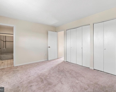 10117 Burwell Road - Photo Thumbnail 10