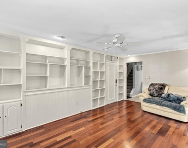 10163 Yorktown Way - Photo Thumbnail 37